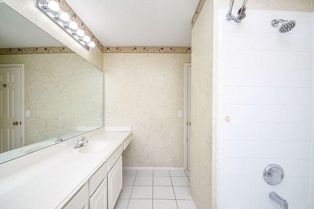 19002 Appletree Hill Lane, Houston, TX 77084