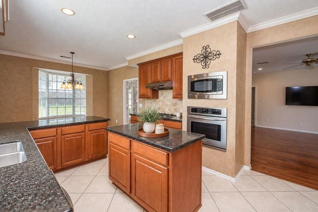 19002 Appletree Hill Lane, Houston, TX 77084