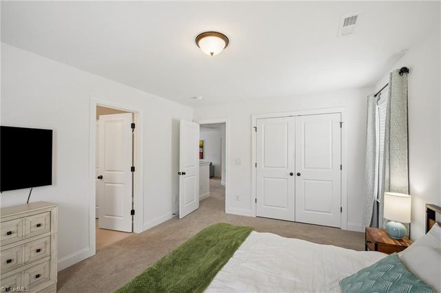 1744 Eastover Drive, Kernersville, NC 27284