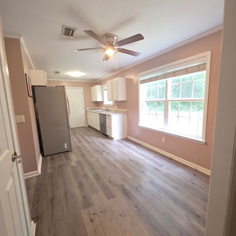 101 Henry Ashley Dr., Ashford, AL 36312