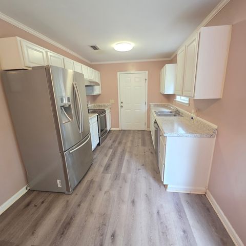 101 Henry Ashley Dr., Ashford, AL 36312