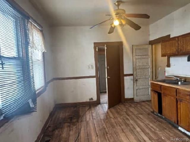 6215 Field Street, Detroit, MI 48213