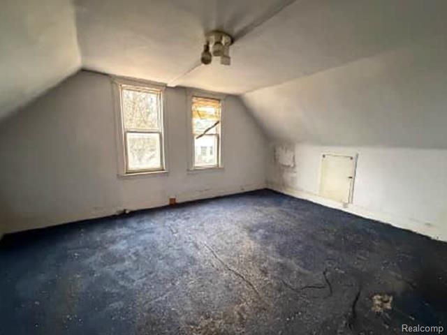 6215 Field Street, Detroit, MI 48213