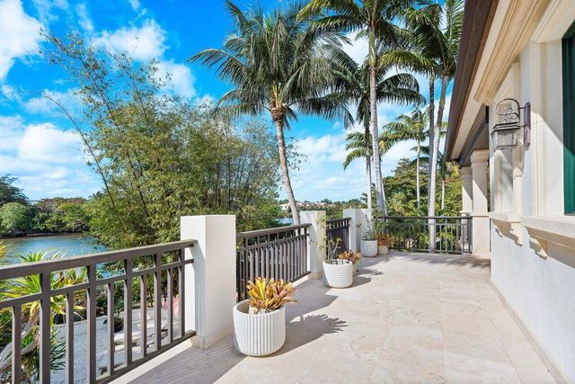 8 Driftwood Landing, Gulfstream, FL 33483