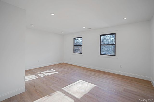 426 Lucerne Avenue, Shirley, NY 11967