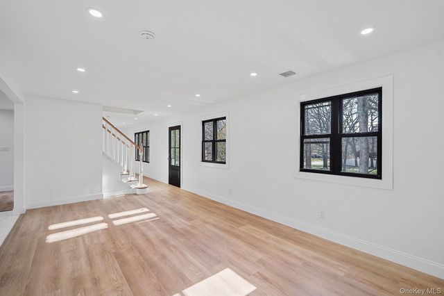 426 Lucerne Avenue, Shirley, NY 11967