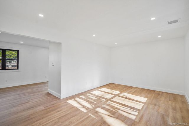 426 Lucerne Avenue, Shirley, NY 11967