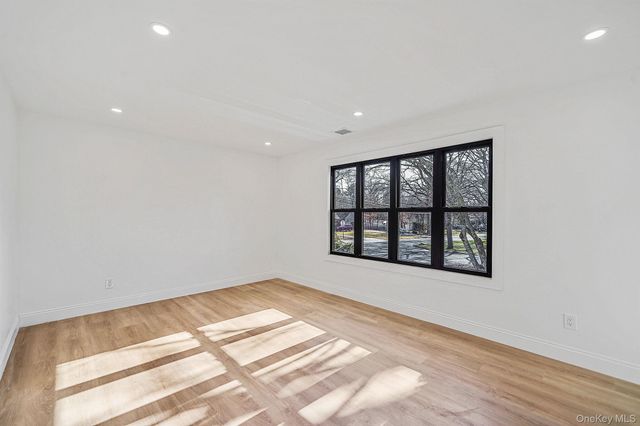 426 Lucerne Avenue, Shirley, NY 11967