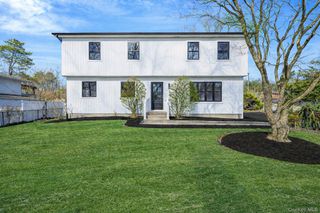 426 Lucerne Avenue, Shirley, NY 11967