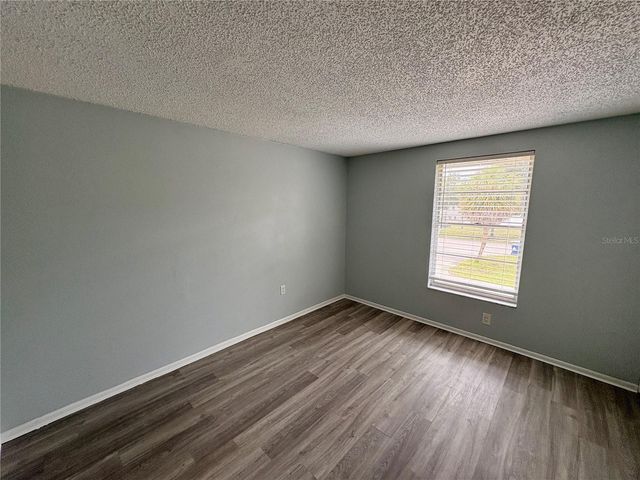 408 57TH AVENUE DRIVE E A, Bradenton, FL 34203