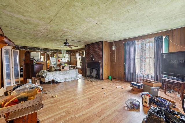 6954 1ST STREET, Mulberry, FL 33860