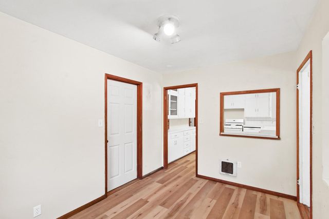 2705 Clover Ln, Sacramento, CA 95821