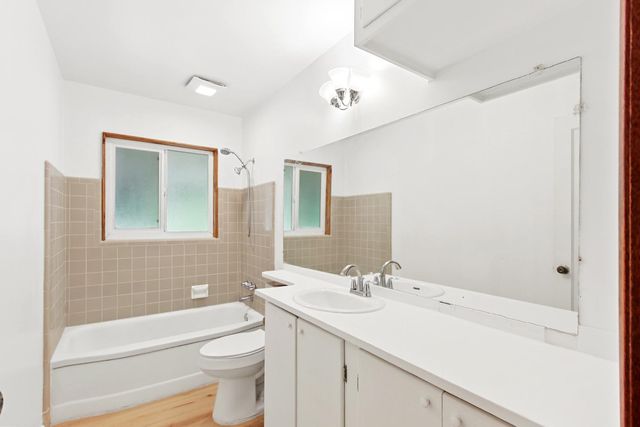 2705 Clover Ln, Sacramento, CA 95821