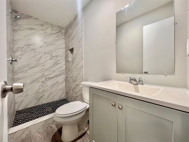 928 John Alber Road C, Houston, TX 77076