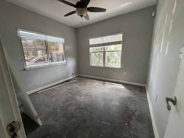 631 37TH Street 631, West Palm Beach, FL 33407