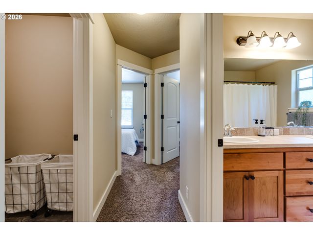 3224 SORREL Way, Eugene, OR 97401