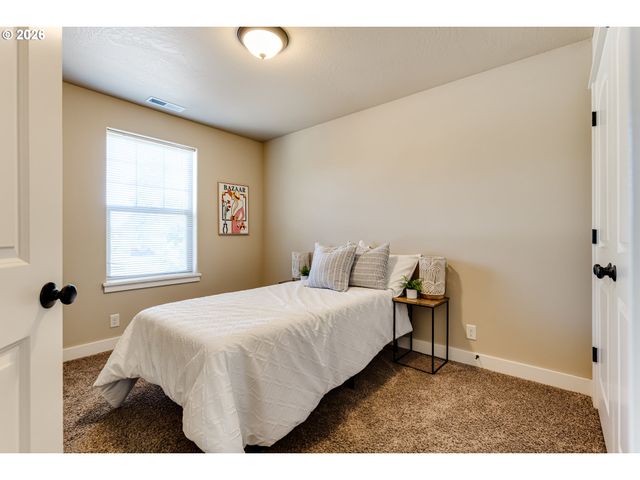 3224 SORREL Way, Eugene, OR 97401