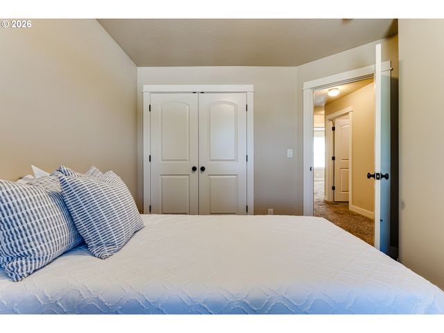 3224 SORREL Way, Eugene, OR 97401
