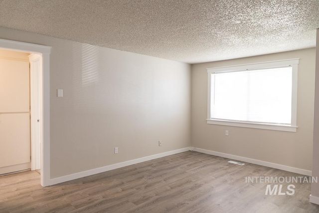 1133 Fortner #8, Ontario, OR 97914