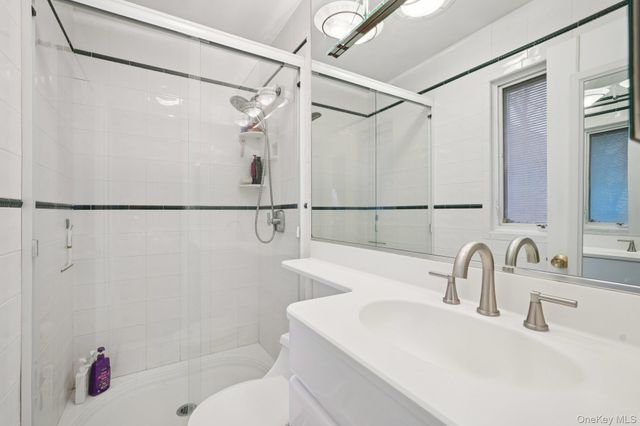 123 Gatto Lane, Pearl River, NY 10965