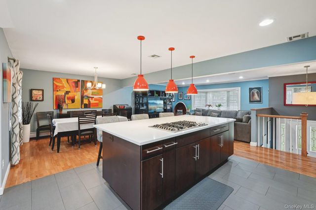 123 Gatto Lane, Pearl River, NY 10965