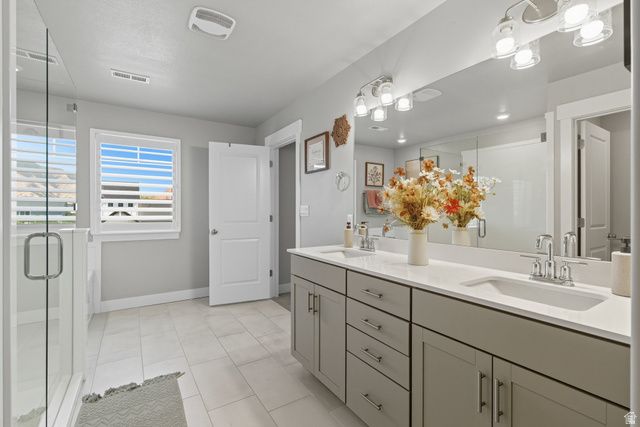 572 S CHAMBERLAIN ST, Mapleton, UT 84664