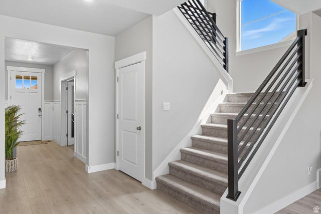 572 S CHAMBERLAIN ST, Mapleton, UT 84664