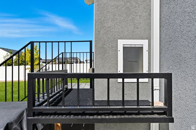 572 S CHAMBERLAIN ST, Mapleton, UT 84664