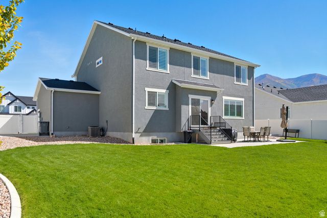 572 S CHAMBERLAIN ST, Mapleton, UT 84664