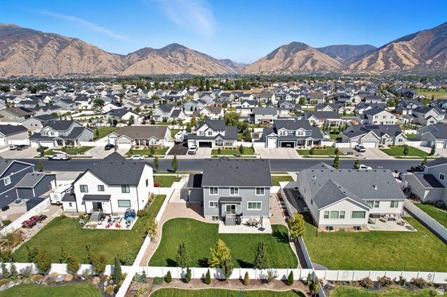 572 S CHAMBERLAIN ST, Mapleton, UT 84664