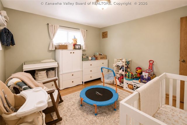 875 S Washington Street, St Albans, WV 25177