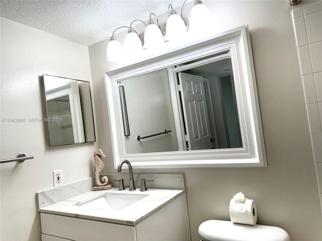 1020 Villa Ln 1020, Boynton Beach, FL 33435