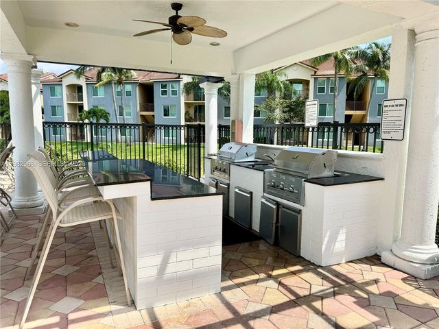 1020 Villa Ln 1020, Boynton Beach, FL 33435