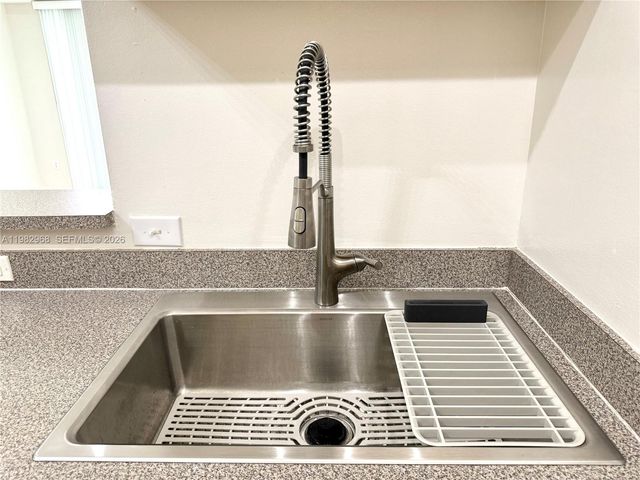 1020 Villa Ln 1020, Boynton Beach, FL 33435