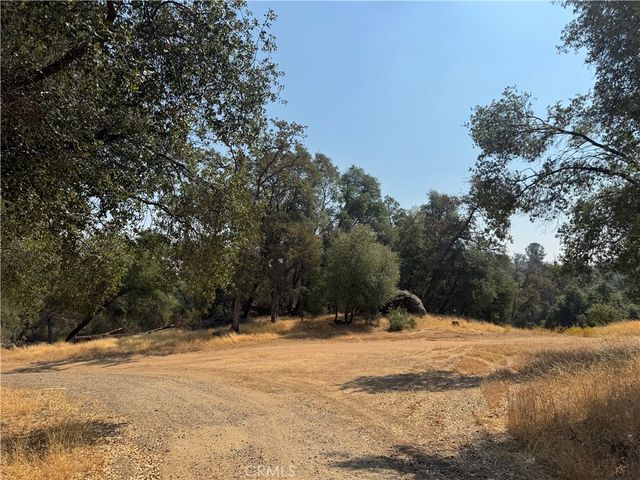 5393 Schafer Rd, Mariposa, CA 95338