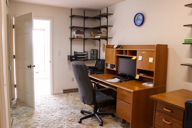 3900 Pine Hill Road, Sterling, IL 61081