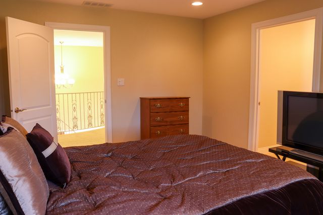 3900 Pine Hill Road, Sterling, IL 61081