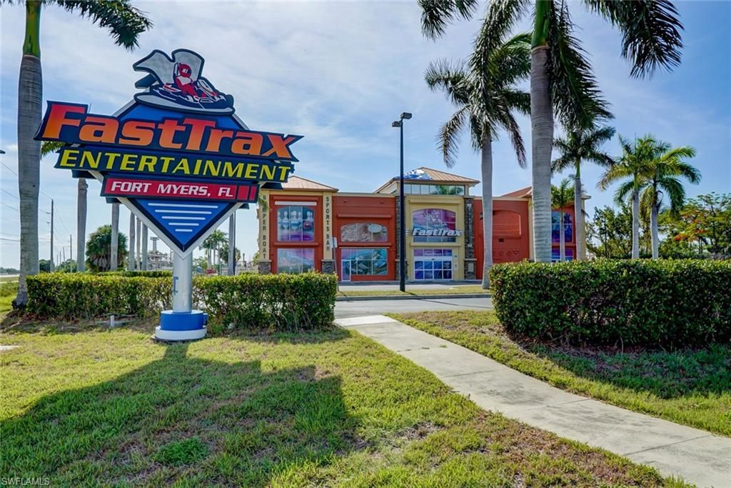 17455 Summerlin RD, FORT MYERS, FL 33908 — exterior