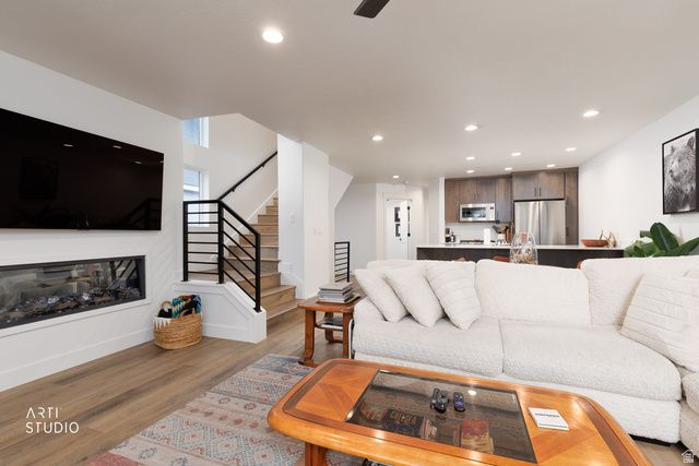 556 E 7215 S, Midvale, UT 84047