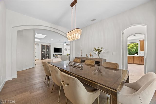 8908 Tavistock Court, Las Vegas, NV 89134