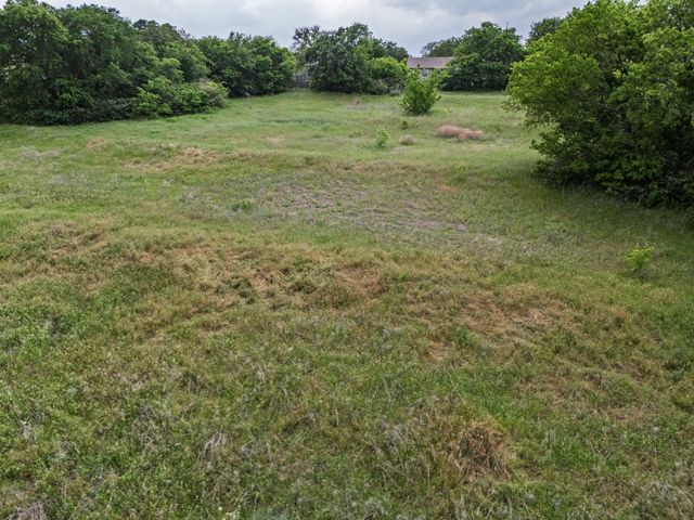 209 8th Street, Joshua, TX 76058