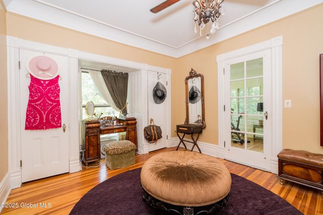 321 Guy Park Avenue, Amsterdam, NY 12010