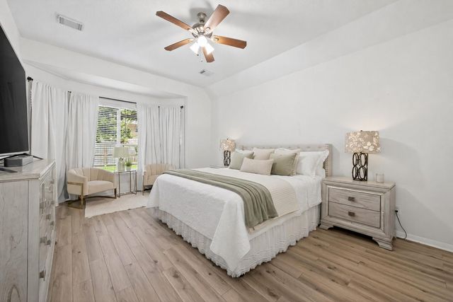 5707 Oakwell Station Court, Humble, TX 77346