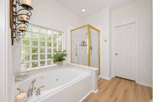 5707 Oakwell Station Court, Humble, TX 77346