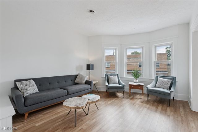 5808 Detroit Avenue, Cleveland, OH 44102