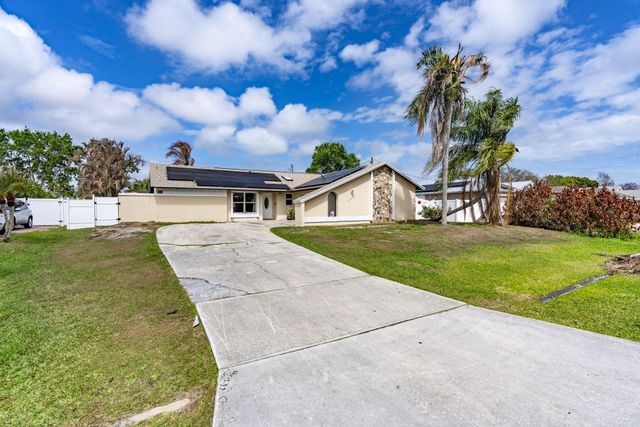 249 NW Goldcoast Avenue, Port St. Lucie, Port St Lucie, FL 34983