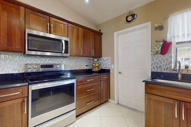 249 NW Goldcoast Avenue, Port St. Lucie, Port St Lucie, FL 34983