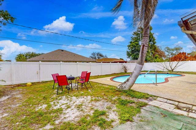 249 NW Goldcoast Avenue, Port St. Lucie, Port St Lucie, FL 34983