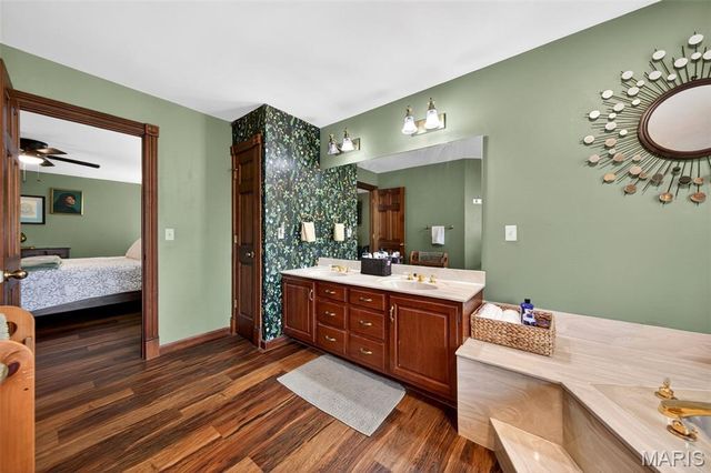 1338 Gainsborough Court, Marthasville, MO 63357