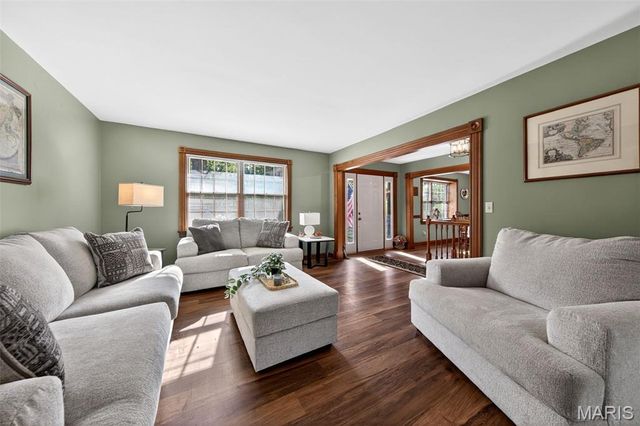 1338 Gainsborough Court, Marthasville, MO 63357